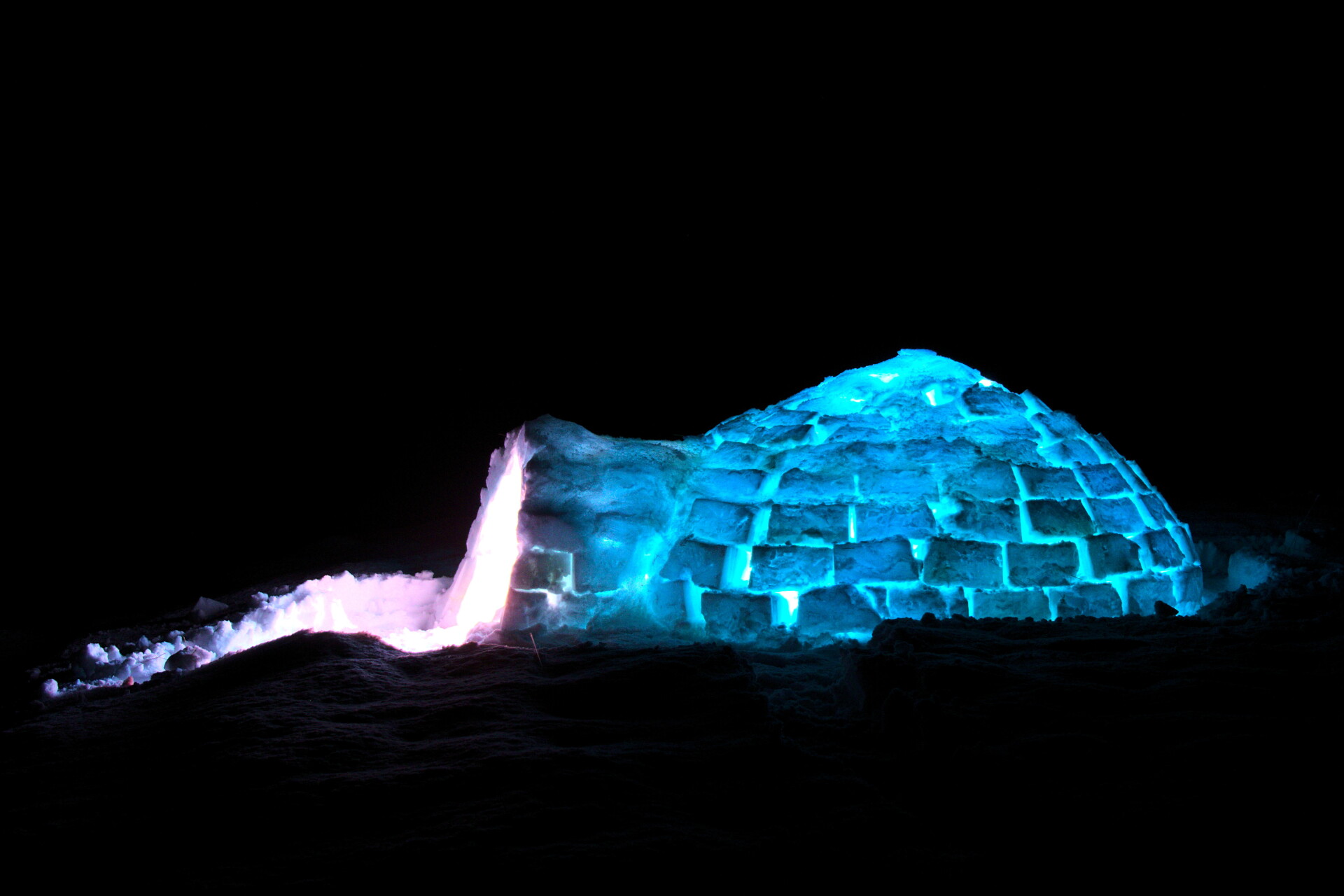 How to Build an Igloo: Complete Guide for Winter Adventures