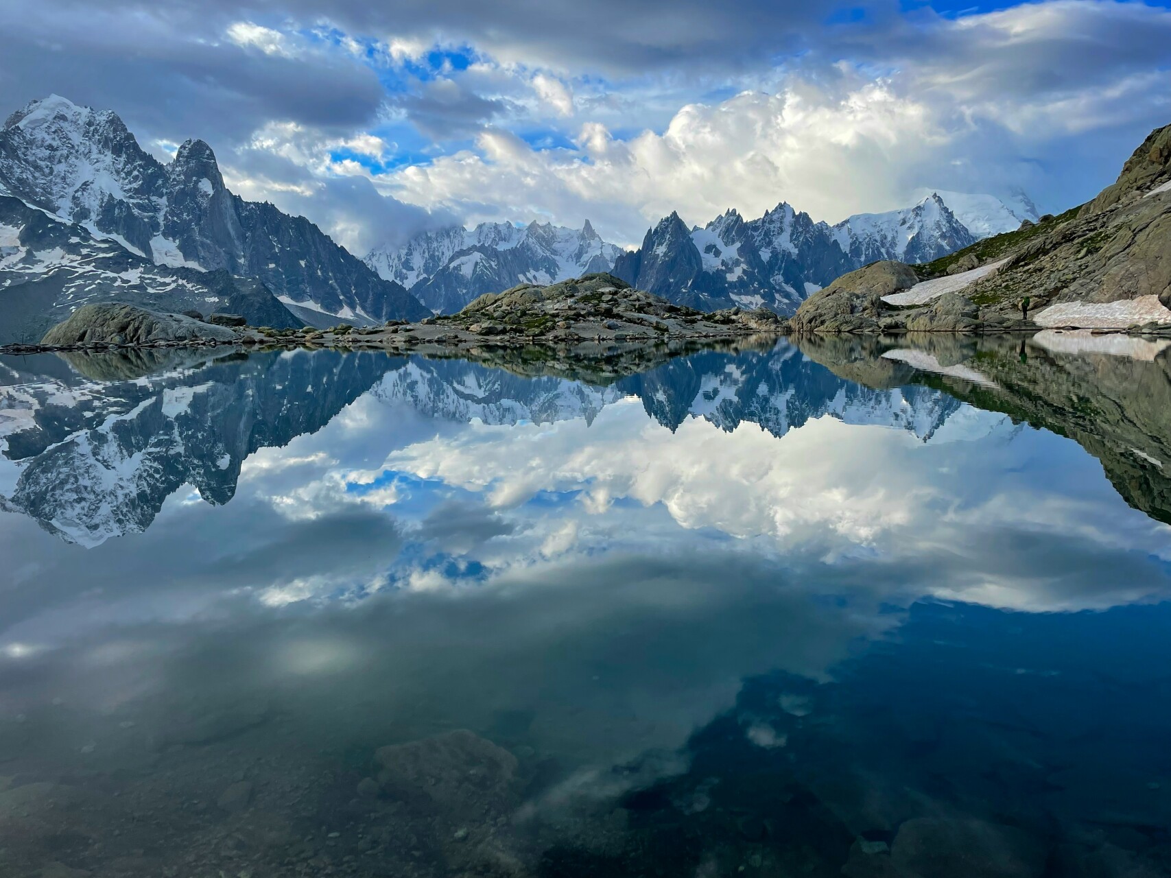 When to Do the Tour du Mont-Blanc: Month-by-Month Season Guide