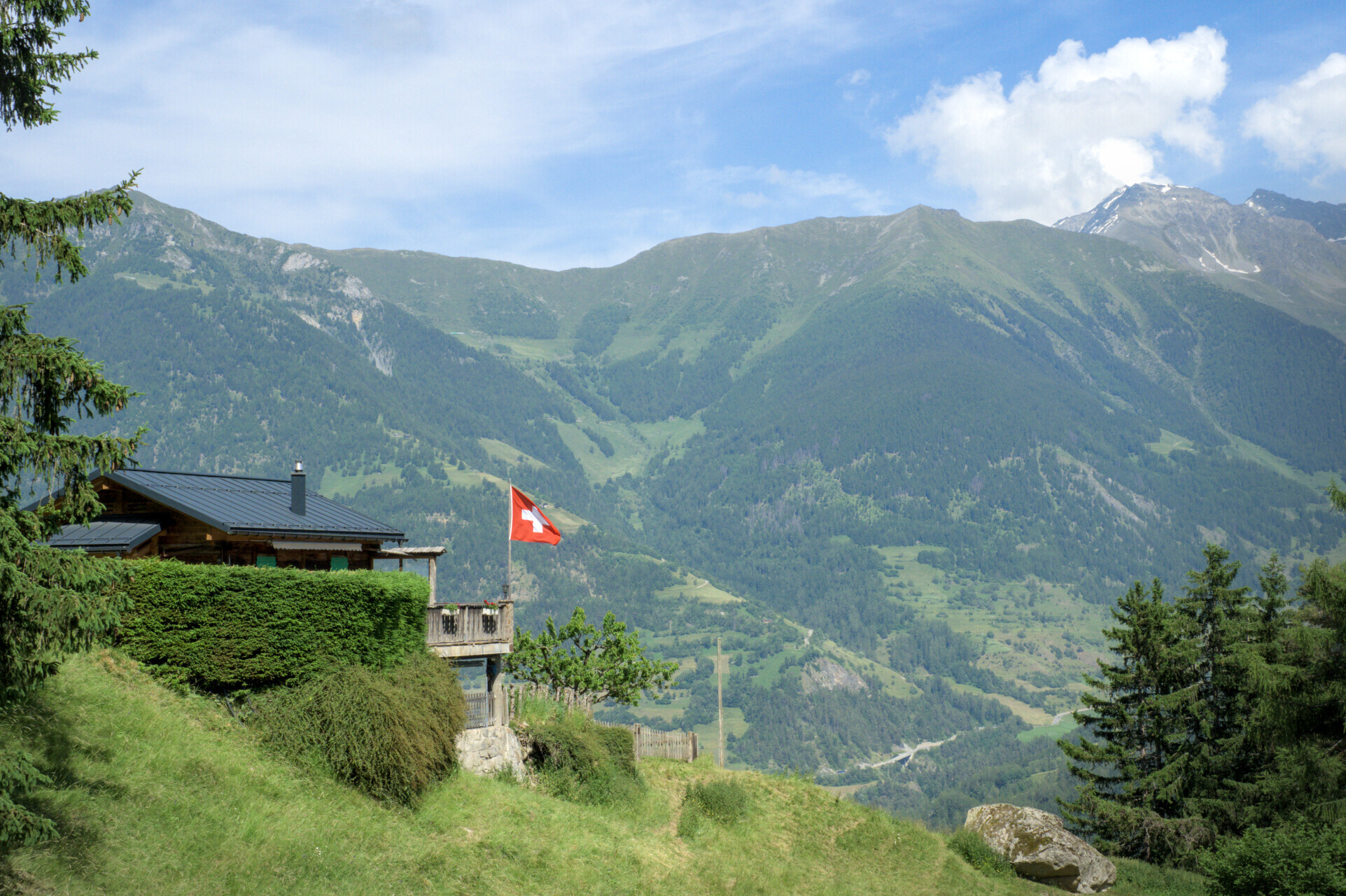 La Fouly to Champex-Lac: TMB Stage 7, a cruisy rest day at Switzerland's little Canada