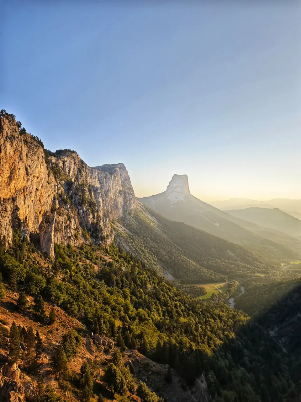 Vercors trek - Mont Aiguille